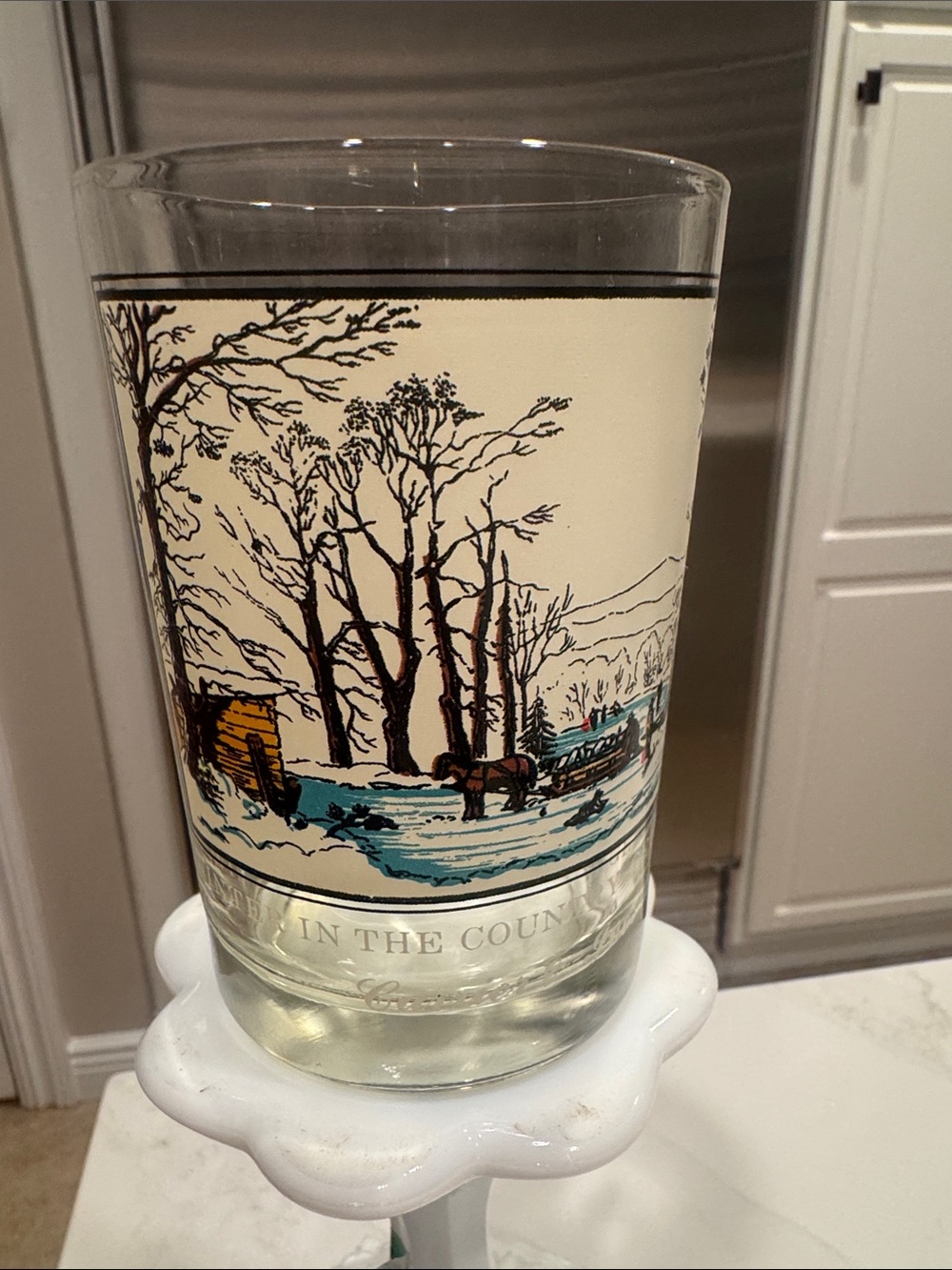 Arby’s Currier & Ives Tumbler Winter In The Country Getting Ice 1978 Vintage